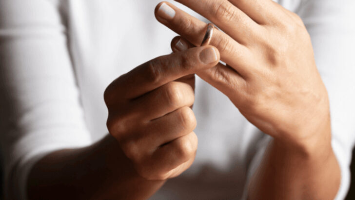15 Things Older Women Don’t Miss About Marriage