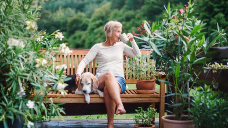 15 Ways To Plan For Aging Alone — With Strength And Style