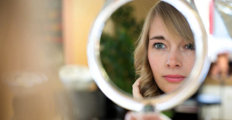 16 Small Habits That Show You’re Not Giving Yourself Enough Love