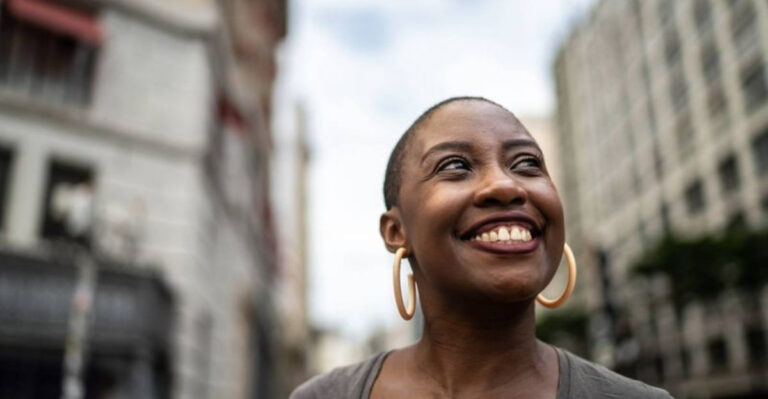17 Quiet Battles of a Woman Who Refuses to Give Up