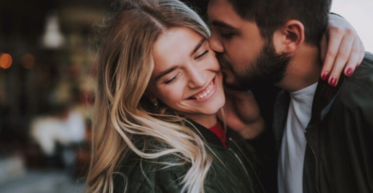 17 Quiet Gestures That Speak Loudly In The Happiest Marriages