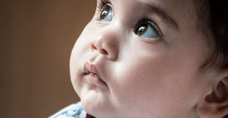 17 Timeless Baby Names That Have Appeared in Every Generation Since 1900