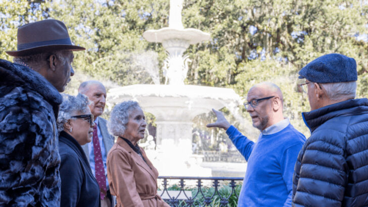 17 Fun and Interesting Places to Meet Someone New If You’re Over 50