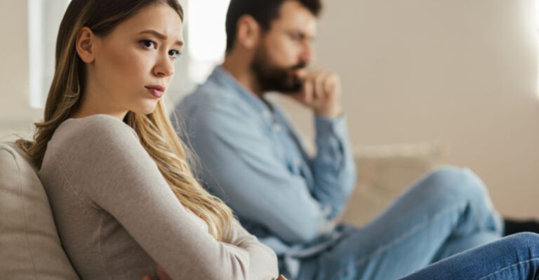 17 Things Marriage Therapists Tell Couples They Need To Stop Doing