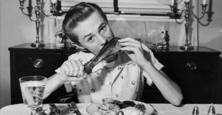 18 Dinner Table Rules from the 1960s That Would Blow Modern Couples’ Minds