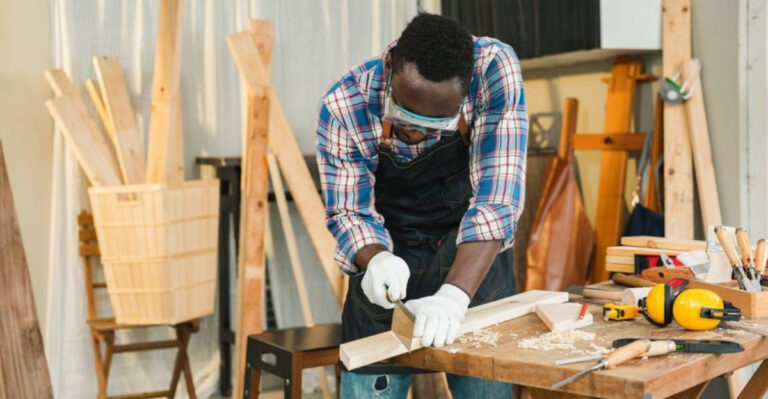 18 Old-School Life Skills That Mean Your Parents Totally Nailed It