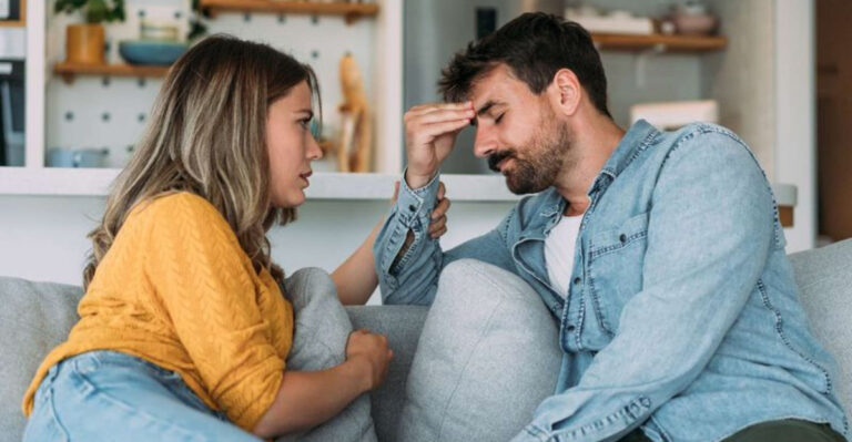 18 Phrases Men Use When They’re In A Relationship But Already Emotionally Gone