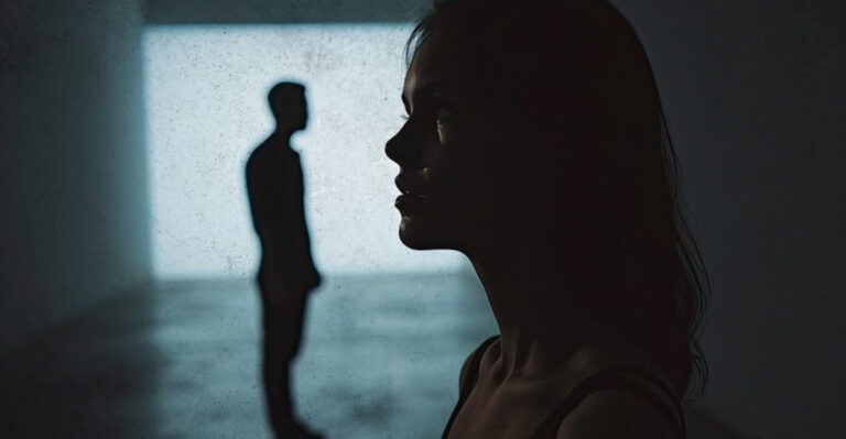 18 Subtle Signs You’re Married to a Narcissist (That Most People Miss)