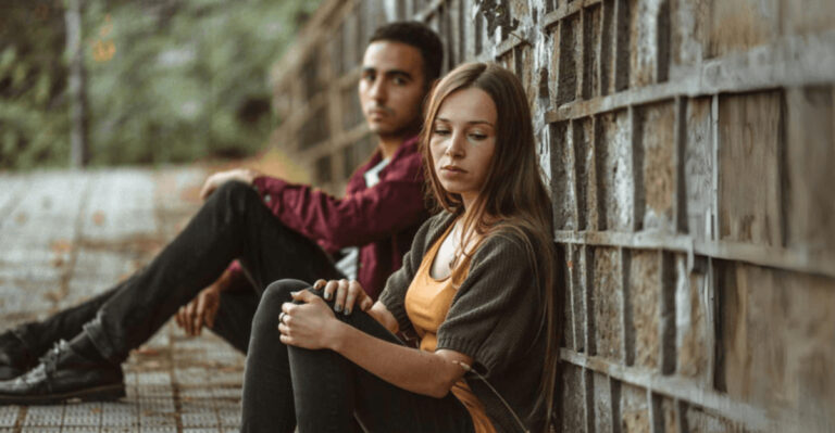 18 Surprising Reasons Couples Choose To Stay In Unhealthy Relationships