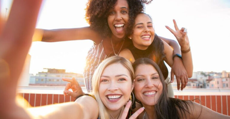 18 Ways To Be A Better Friend, According To Experts