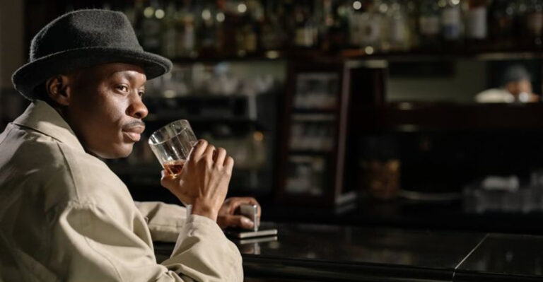 19 Lies A Cheating Man Tells His Other Partner To Keep Her Around