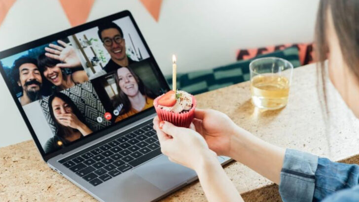 20 Weird Social Rules That Have Become Our New Norm