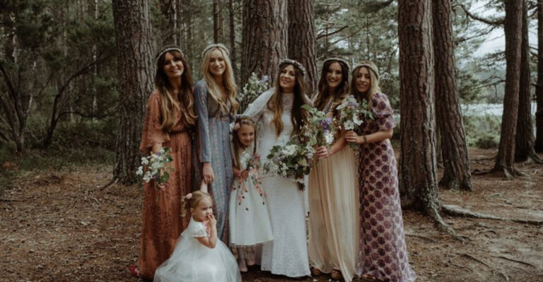 21 Stunning Photos of What Weddings Looked Like in the 1970s