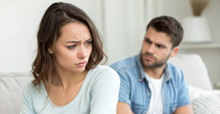 29 Signs of a Husband Who Is Settling for Comfort Instead of Real Love