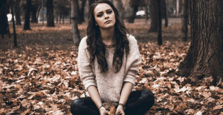 32 Hurtful Things Toxic Partners Say to Make You Feel Unworthy