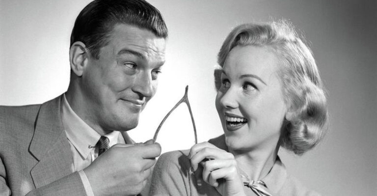 33 Stale Marriage Ideas From the ’50s We’ve Thankfully Left Behind