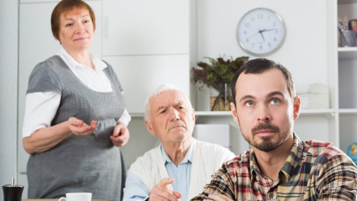 38 Behaviors That Push Adult Children To Cut Ties With Their Parents