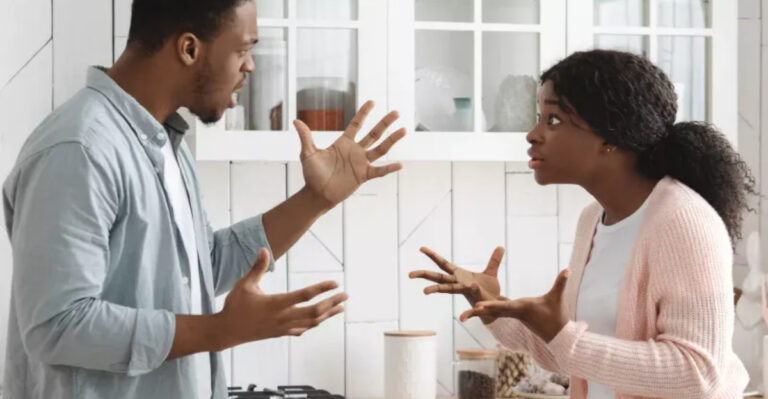 39 Big Relationship Dealbreakers Even Therapy Can’t Fix (And the Ones That Mean It’s Time to Walk Away)