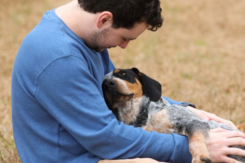 Comfort without unsolicited advice