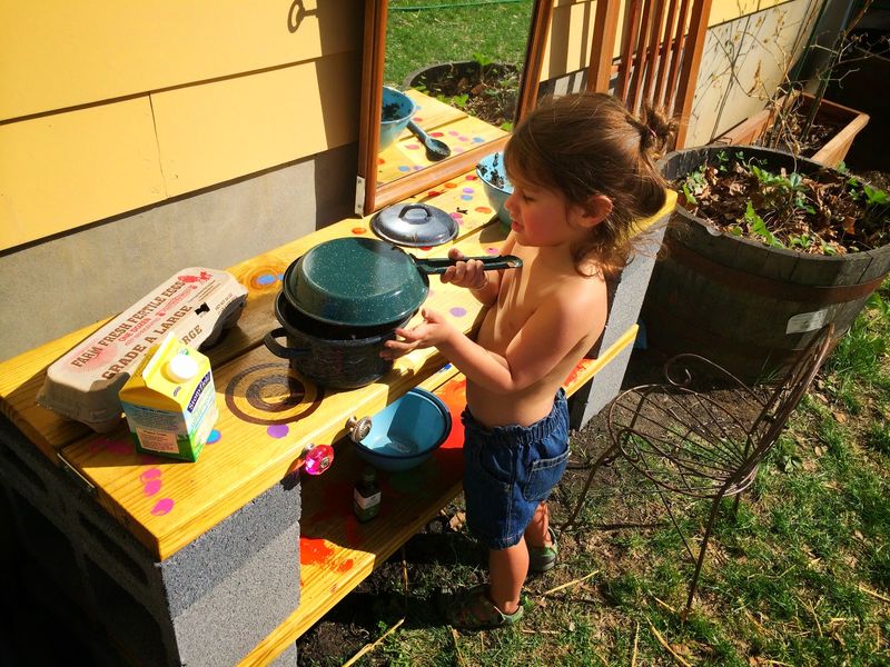 The Magic of Mud Kitchens