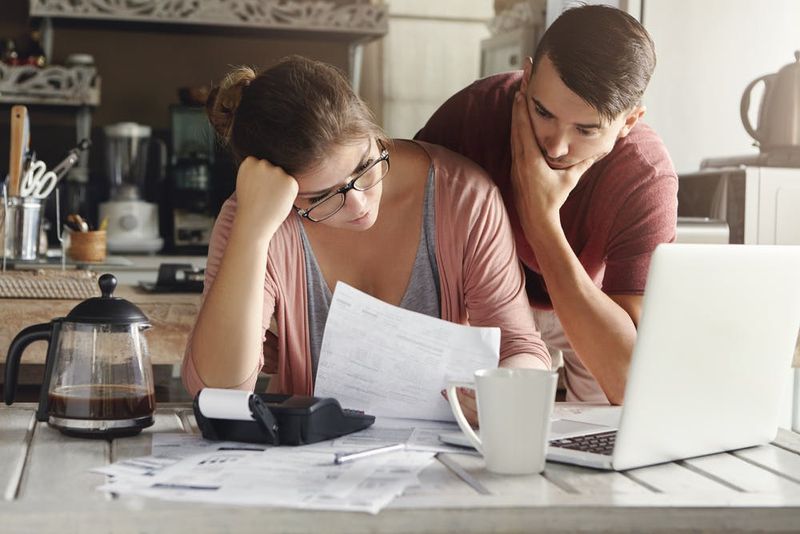 Financial Stress and Disagreements