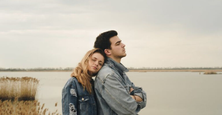 32 Hints You’re In A Situationship, Not A Relationship