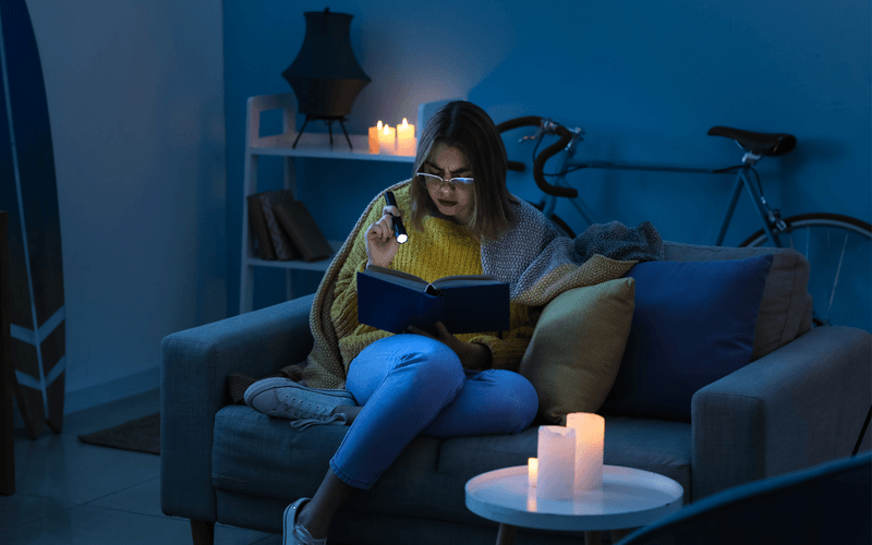 Rely Solely on Your Phone as an Emergency Light Source