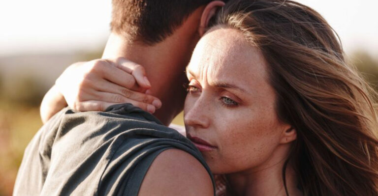 10 Marriage Red Flags You Can’t Ignore (Plus 7 That Practically Beg You To Leave)
