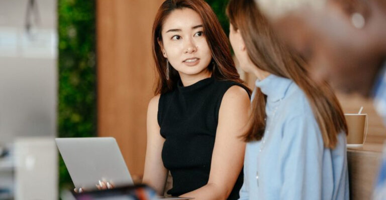 15 Feminine Social Behaviors That Are Actually Big Power Moves