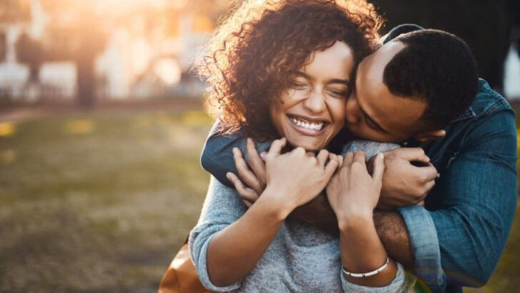 15 Rare Signs You’re Being Treated Right In Your Relationship, According To Research