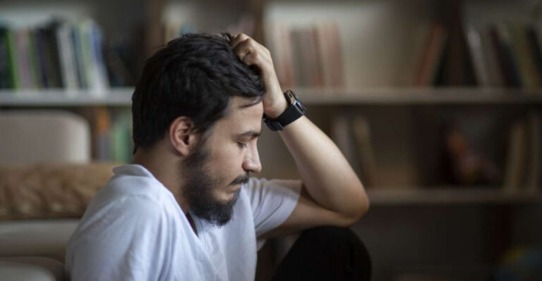 15 Regrets People Most Commonly Have In Life