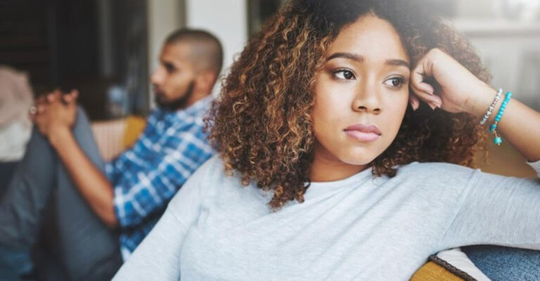 15 Signs You’re Falling Out of Love With Your Partner