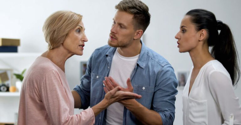 16 Phrases You Should Never Say To Your In-Laws