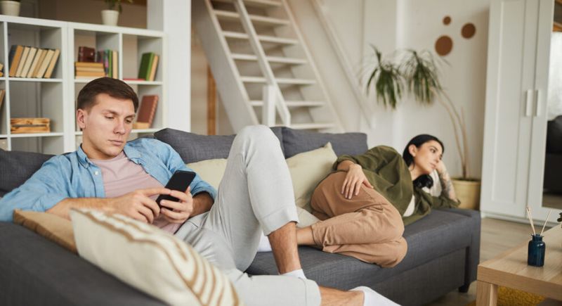 Communication Gaps That Leave You Guessing
