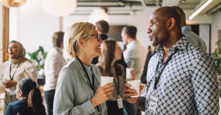 17 Clever Phrases That Instantly Humble an Arrogant Person