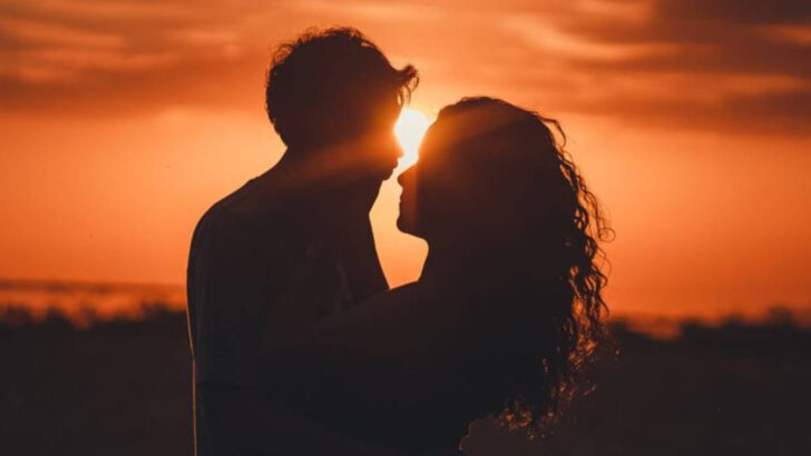 17 Daily Habits Of Emotionally Healthy Couples