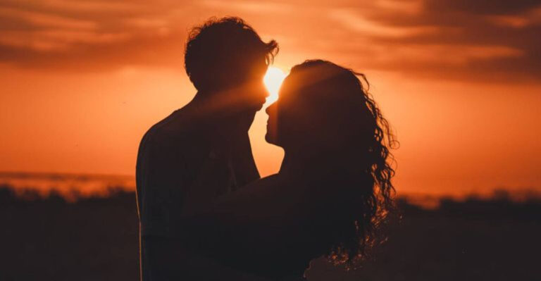 17 Daily Habits Of Emotionally Healthy Couples