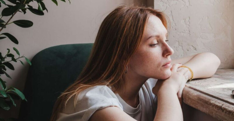 17 Life Shifts That Happen After Divorce — and 3 Simple Tricks to Ease the Transition