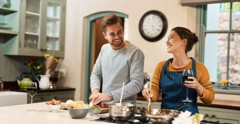 17 Little Rules That Quietly Keep Marriages Running Smoothly, According to Experts