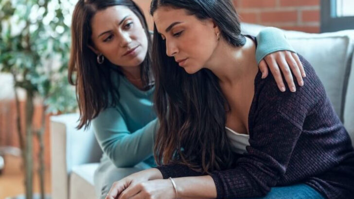 17 Phrases That Are Way Better Than Giving Unsolicited Advice, According To Experts