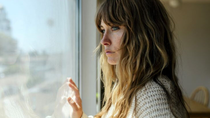 17 Quiet Strengths of Women Who Refuse to Be Treated Poorly in Relationships