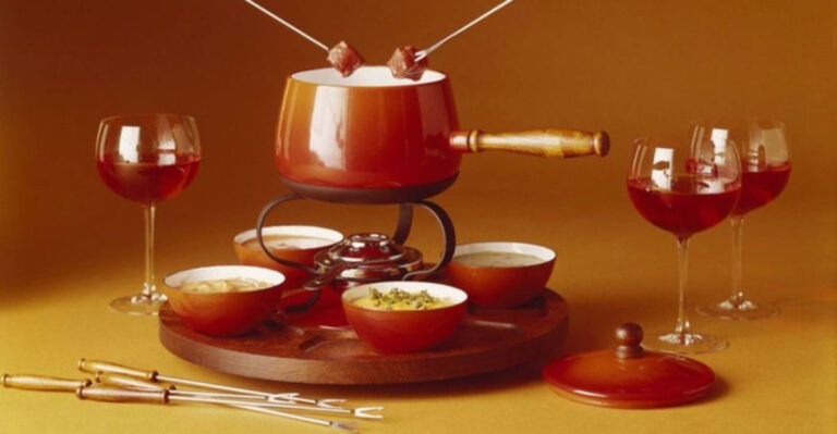 17 Things Every ’70s Woman Had in Her House