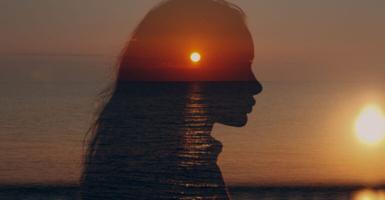 17 Things Truly Confident Women Avoid At All Costs