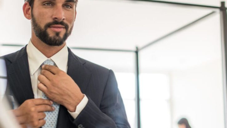 17 Traits That Expose Narcissists And 17 Signs To Spot Them Quickly