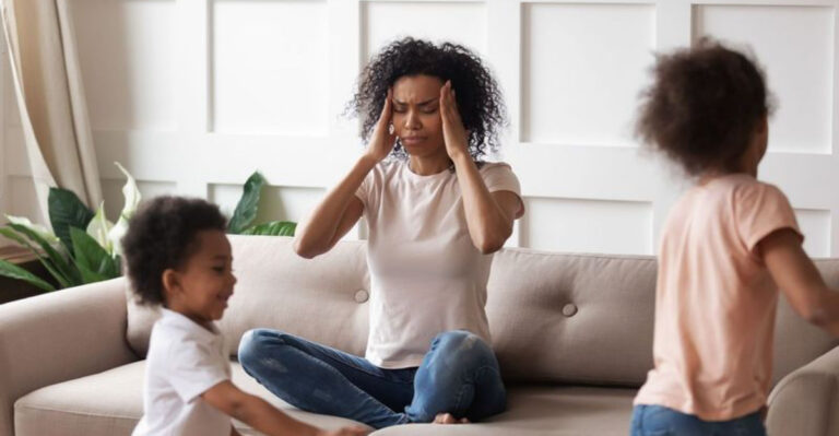 18 Regrets Many Mothers Quietly Carry Once Their Kids Are Grown
