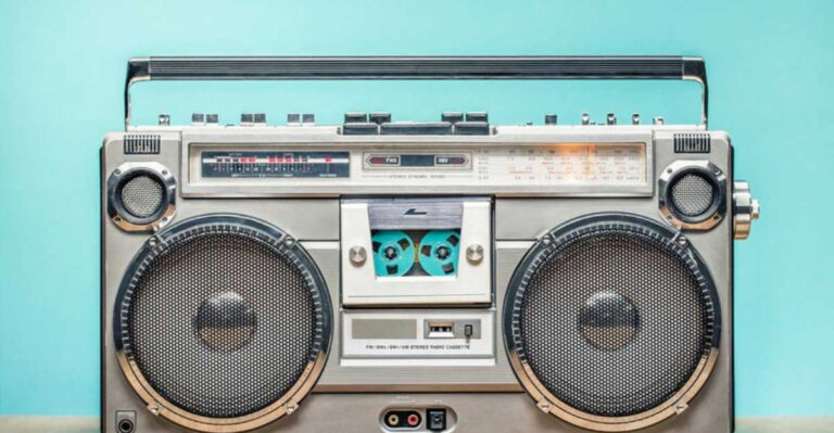 18 Sounds Boomers Heard All the Time That We Rarely Hear Anymore