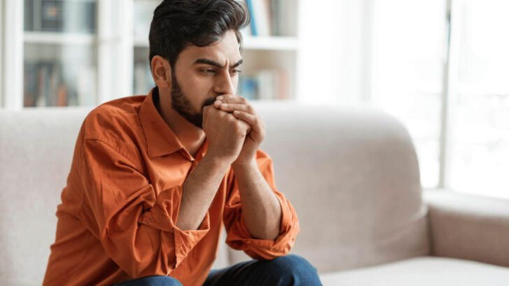 18 Subtle Habits That Make You Look Like a Bad Husband (Even If You Mean Well)