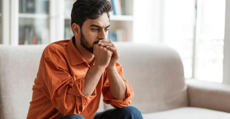 18 Subtle Habits That Make You Look Like a Bad Husband (Even If You Mean Well)