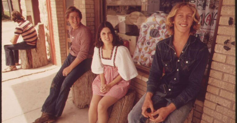 18 Wild And Crazy Things Every Teen Did In The 1970s (And Loved Every Minute)
