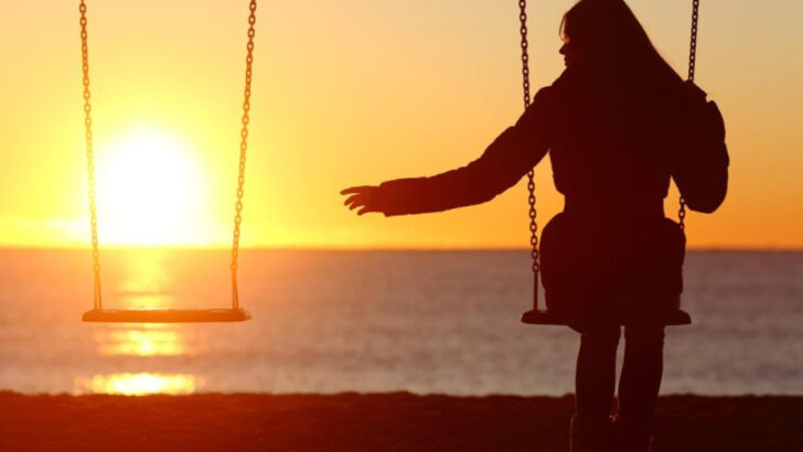 19 Reasons You Can’t Forget a Past Love And Why It Still Hurts